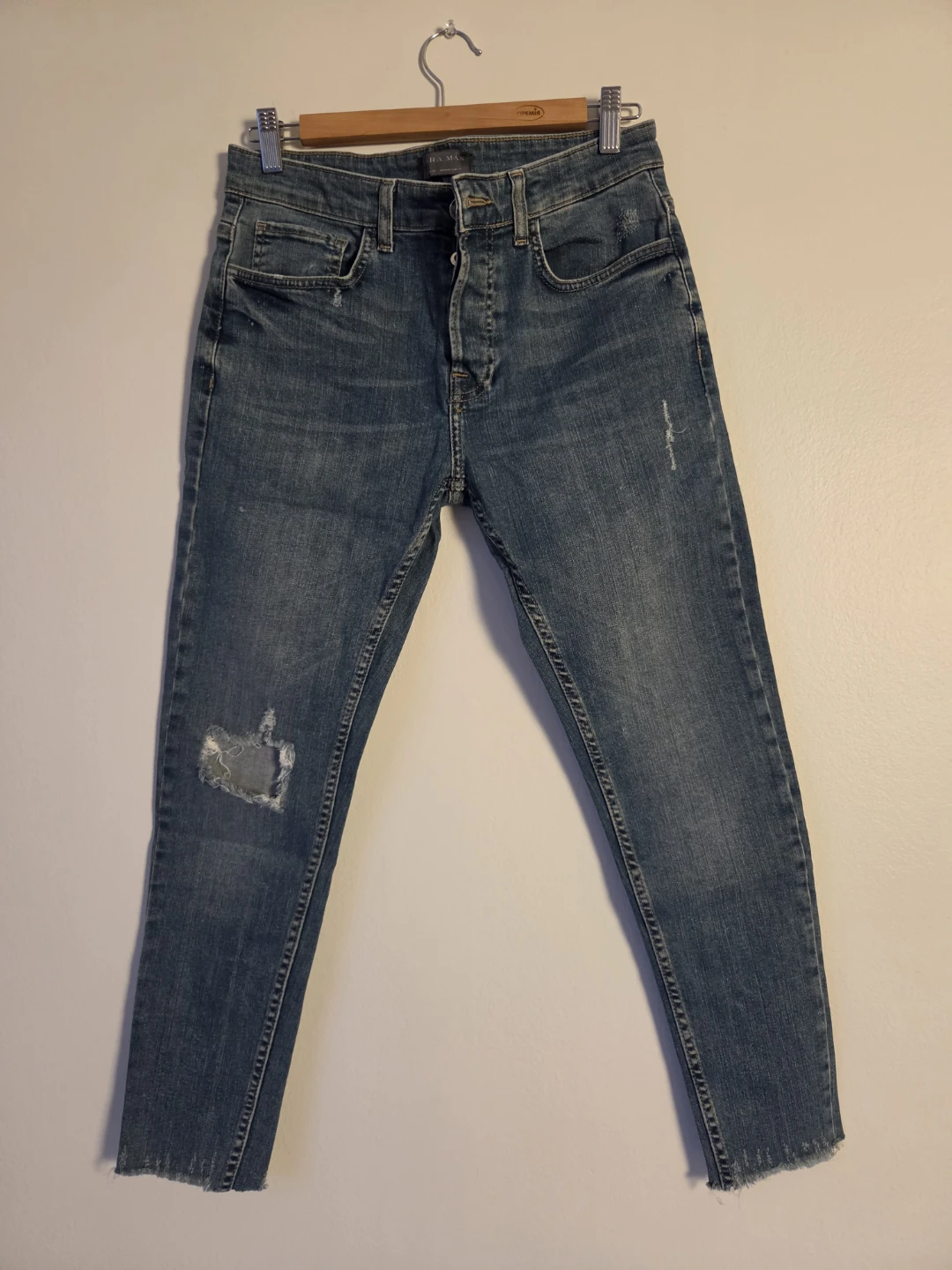 Zara Man Distressed Denim Jeans 🏈