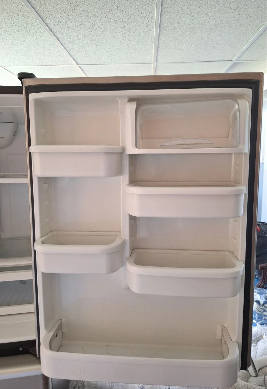 Maytag plus refrigerator - photo 4