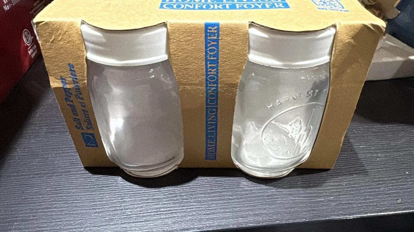 Home Living Harvest Salt and Pepper Shakers