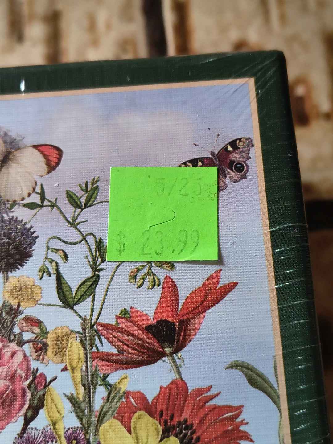 Cobble Hill Butterfly Garden 1000 Piece Puzzle - photo 4