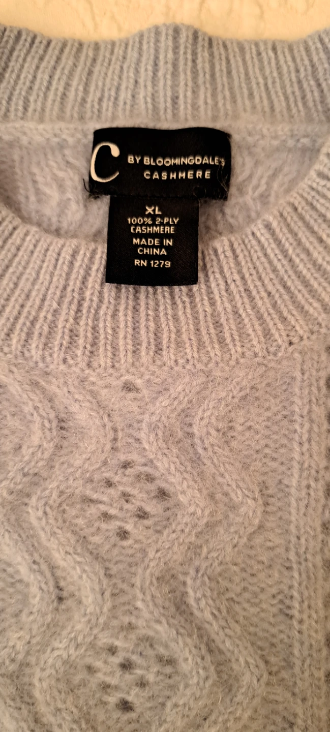 C by Bloomingdale's Cashmere Sweater Light Blue - photo 2