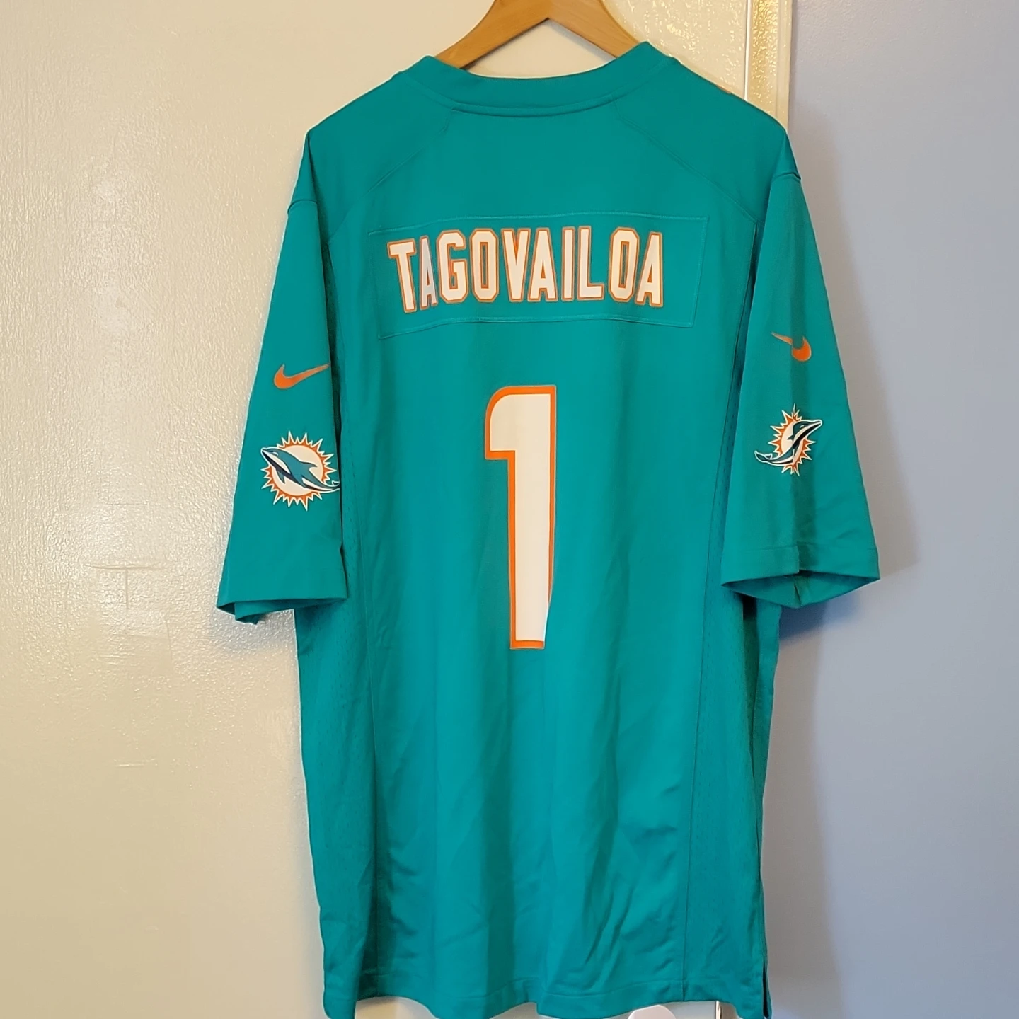 Nike Tua Tagovailoa Miami Dolphins Jersey XL - photo 5