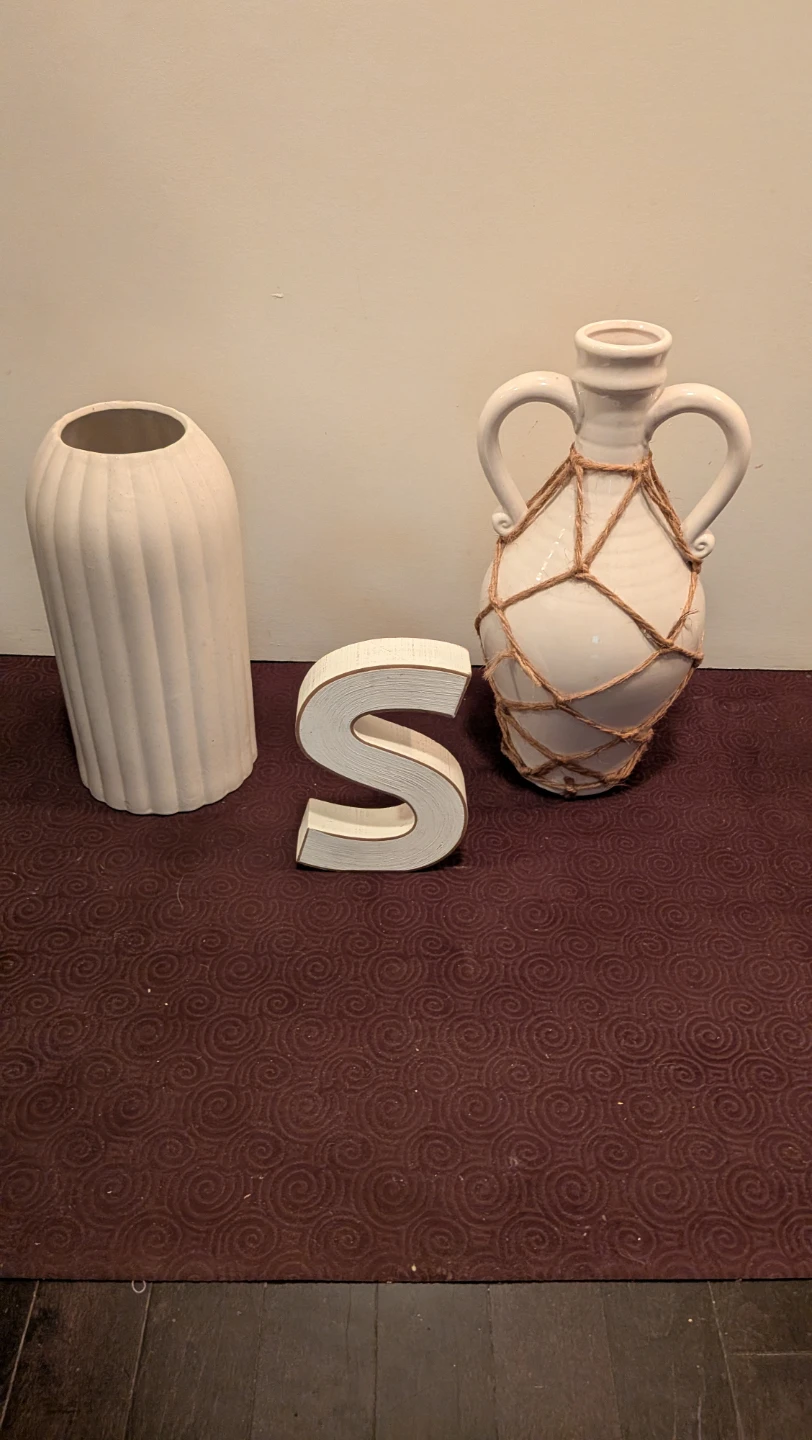 Set of 2 White Decorative Vases