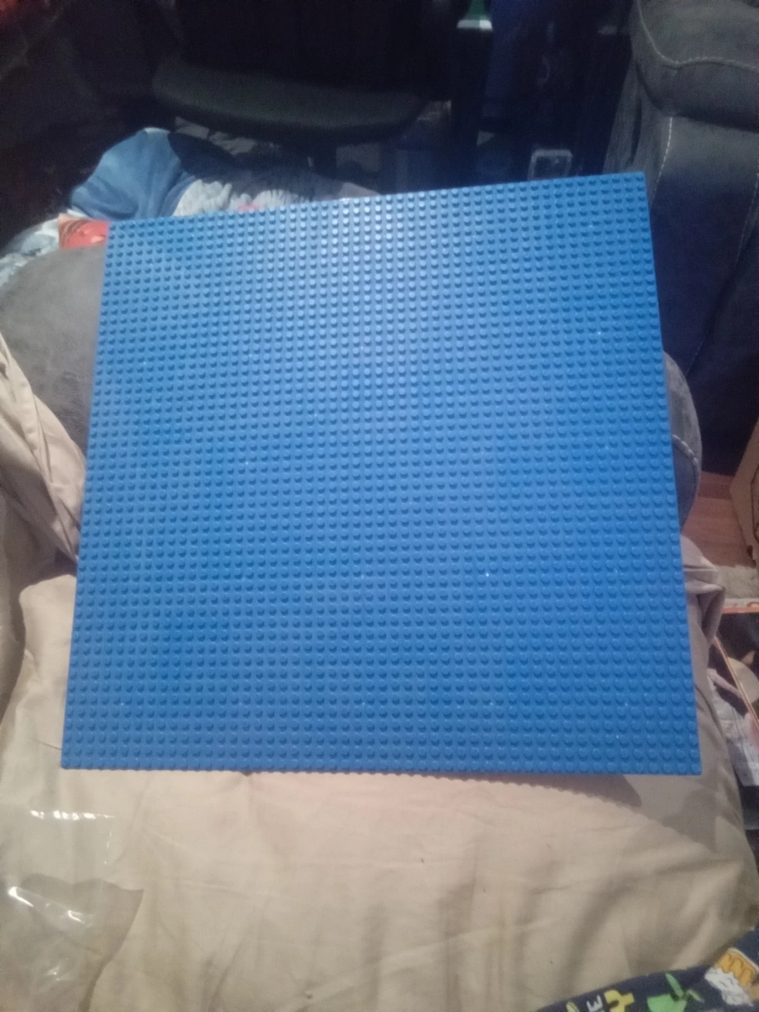 1991 Assorted LEGO Bricks with Yellow Storage Bin - photo 2