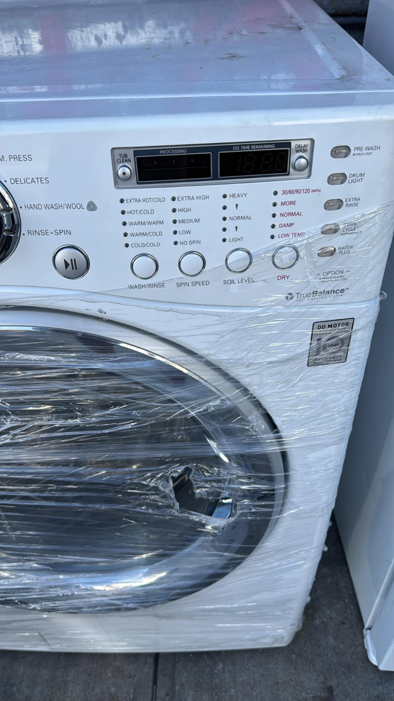 LG 27in wide washer dryer 2 in 1 combo - photo 2