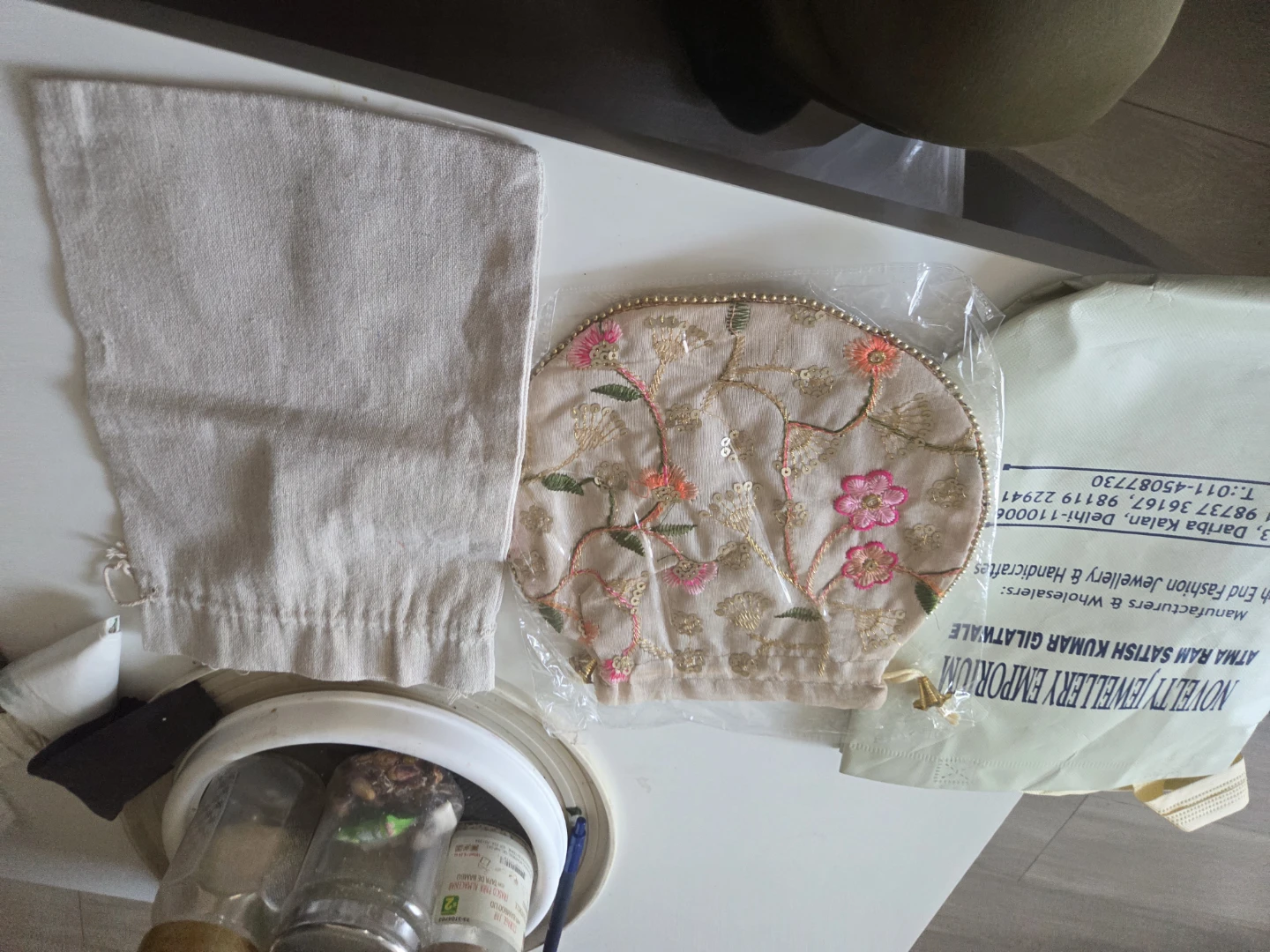 Embroidered Pouch with Drawstring - photo 3