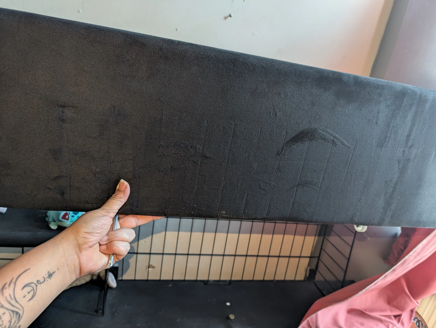 Black Velvet Tufted Headboard with Studs - photo 5