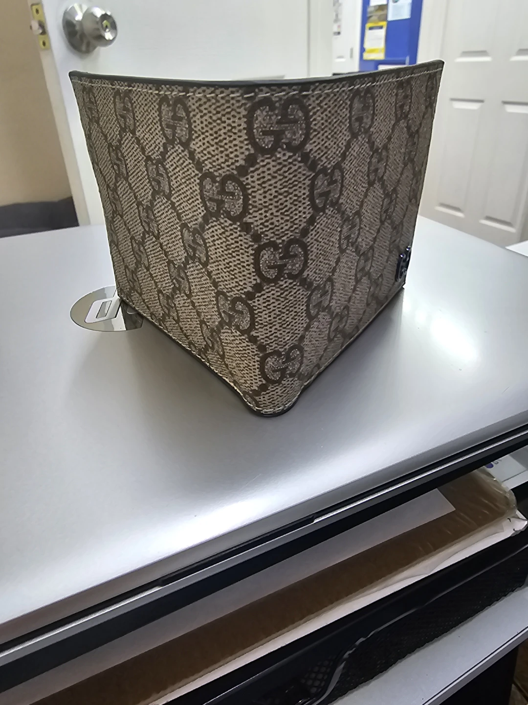 Gucci GG Supreme Bifold Wallet - photo 3