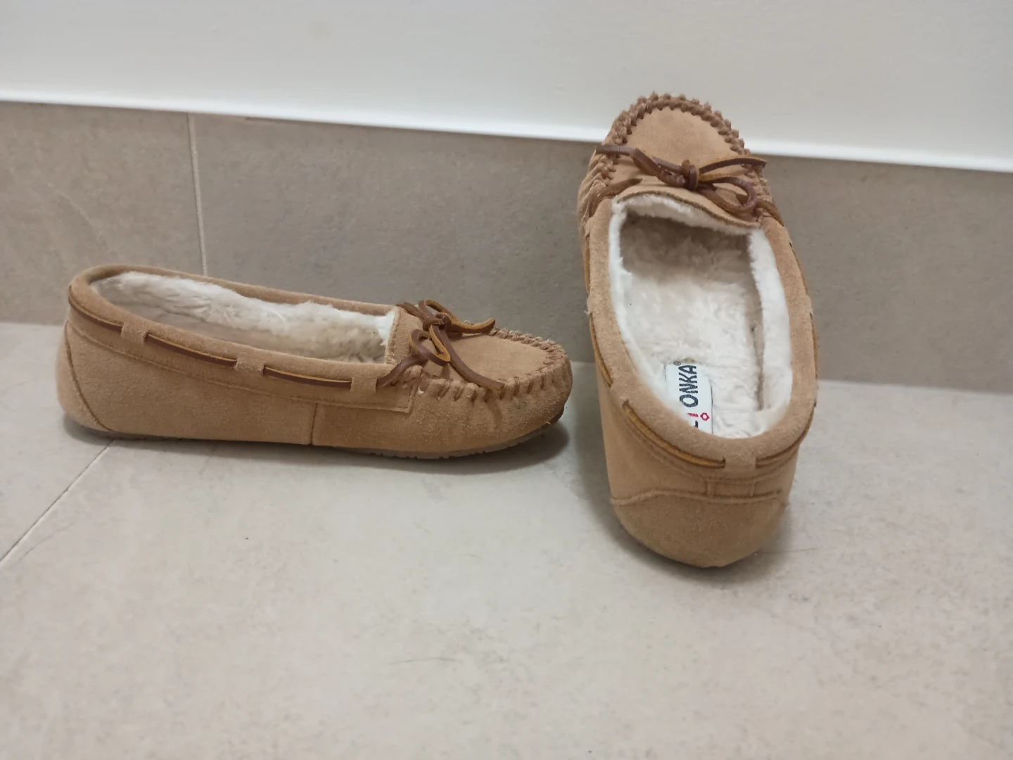 Minnetonka Suede Moccasin Slippers - photo 3