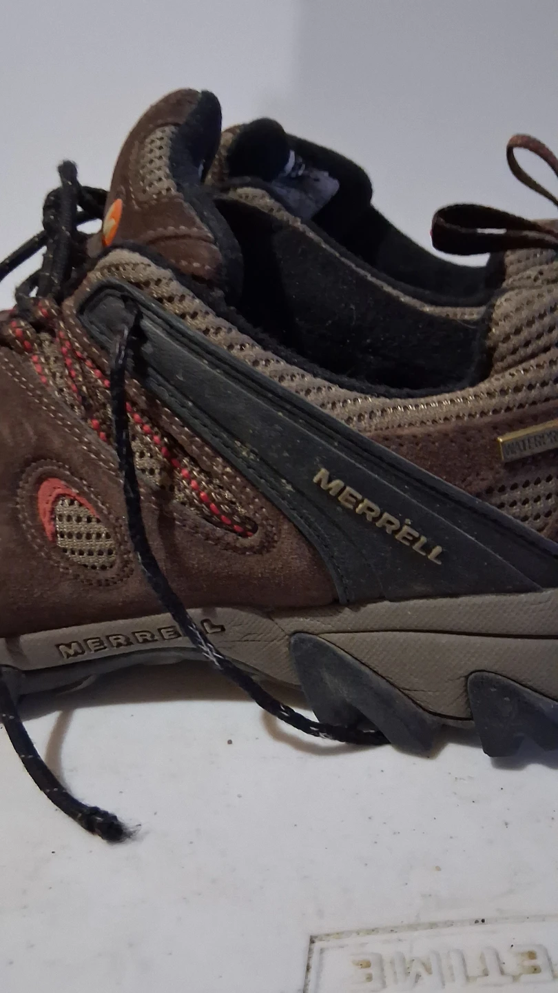 Merrell Waterproof Hiking Shoes size 9.5 - photo 2