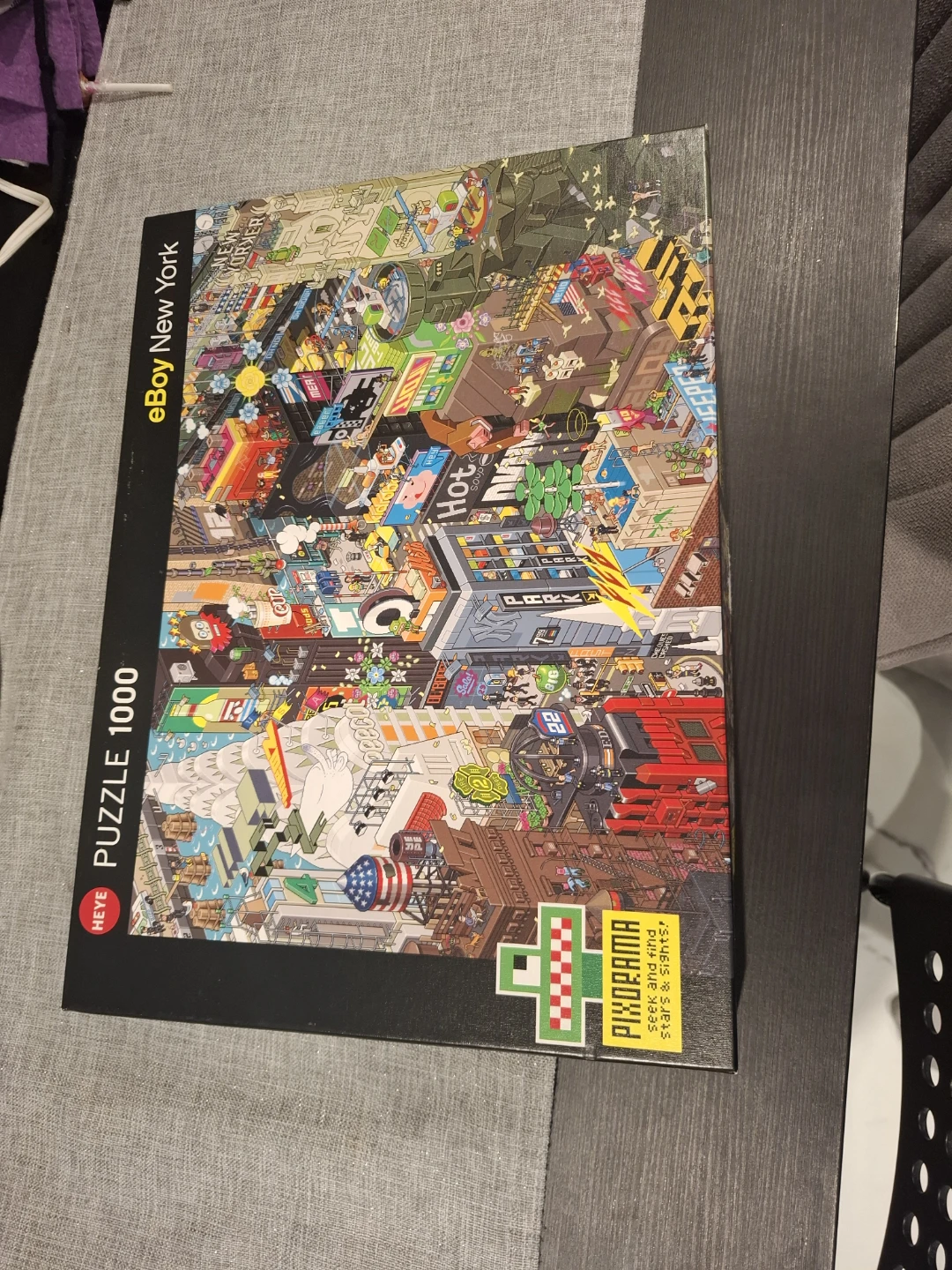 2 puzzles, 1000 pieces each