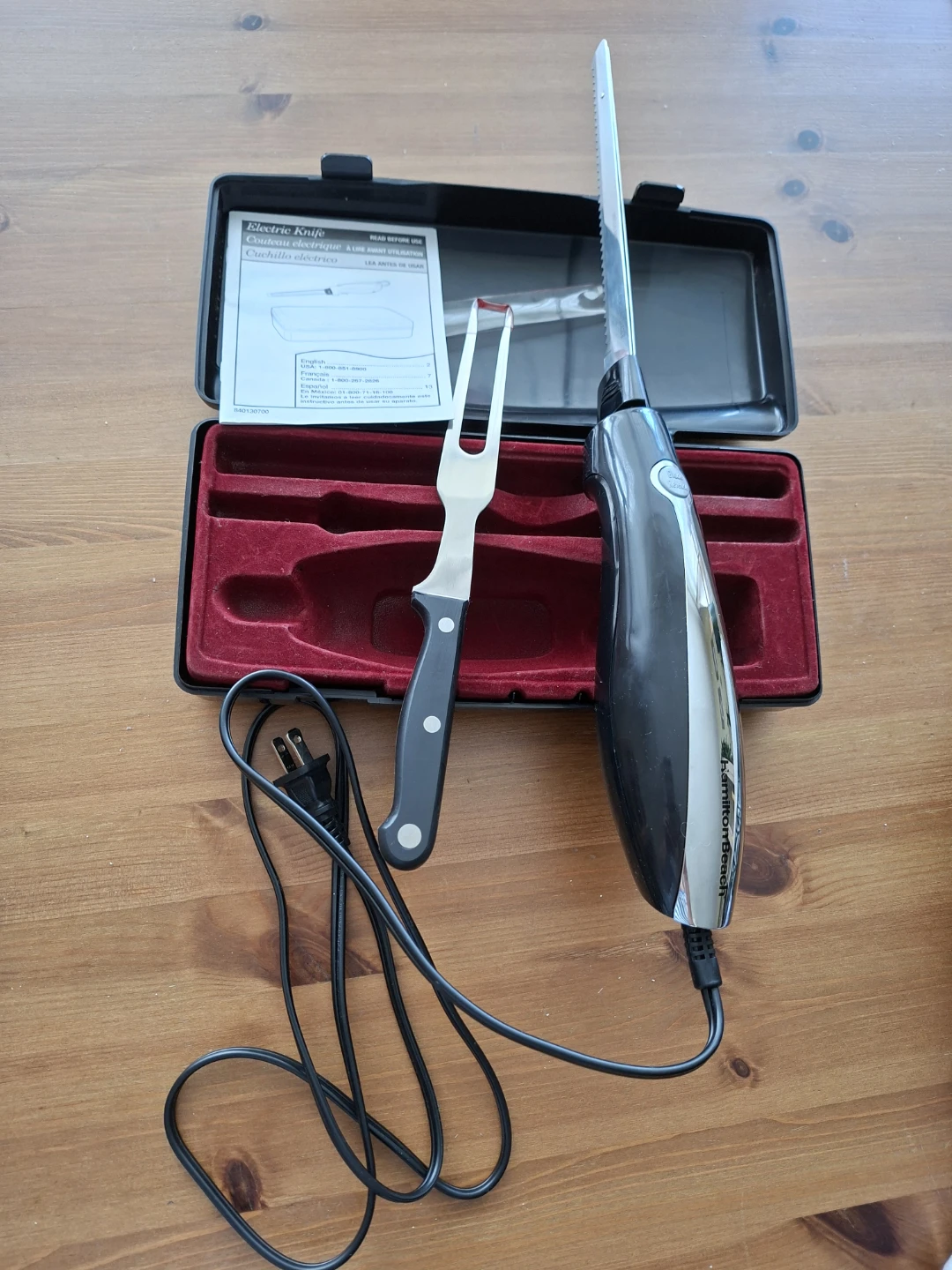 Hamilton Beach Electric Knife with Case