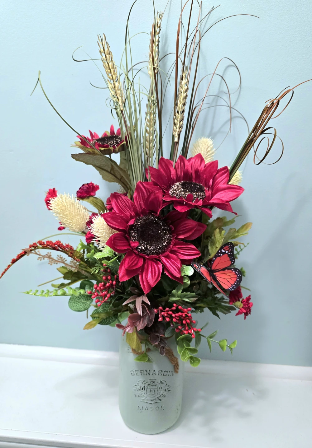 Bernardin Mason Jar Floral Arrangement