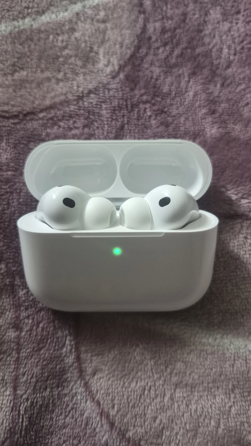 Airpods Pro 3 (K.F) + case included - photo 4