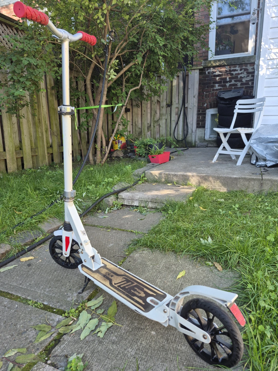 Kick Scooter with Dual Suspension & Large Wheels (price fixed)