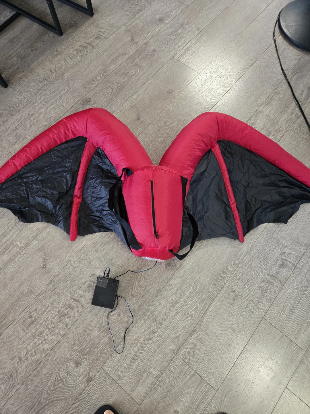 Halloween inflatable costume bat vampire wings - photo 2
