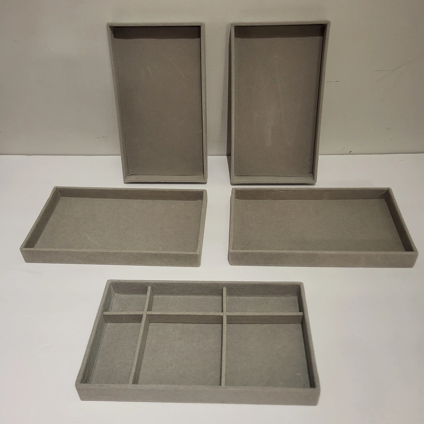 Set of 16 grey velvet jewelry organizer trays - photo 3