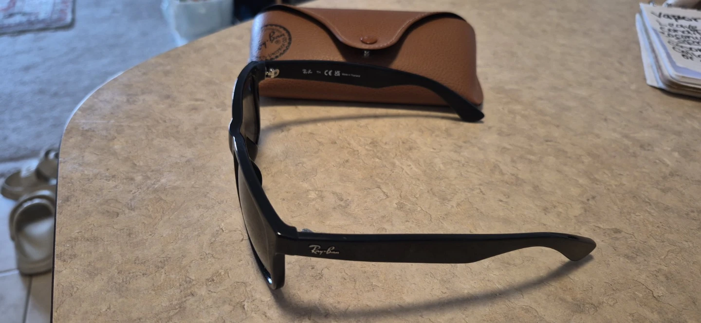 Original Ray-Ban Sunglasses with Case for Asians - photo 4