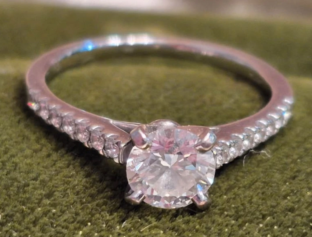14K White Gold Diamond Engagement Ring with 0.77 ct Natural