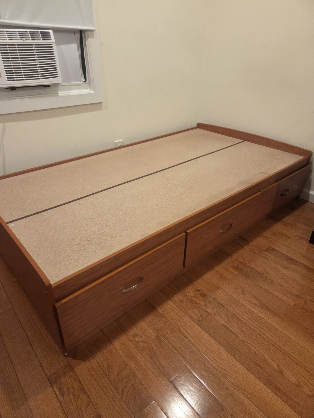 Twin bed