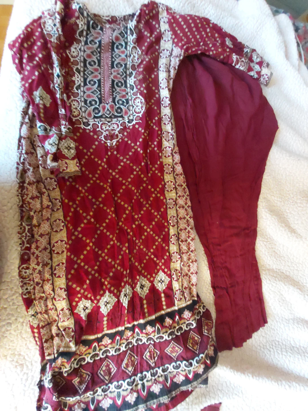 🏈 Pakistani Salwar Kameez Sets, all in 15