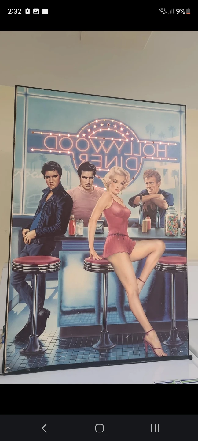 Hollywood Diner Light-Up Wall Art