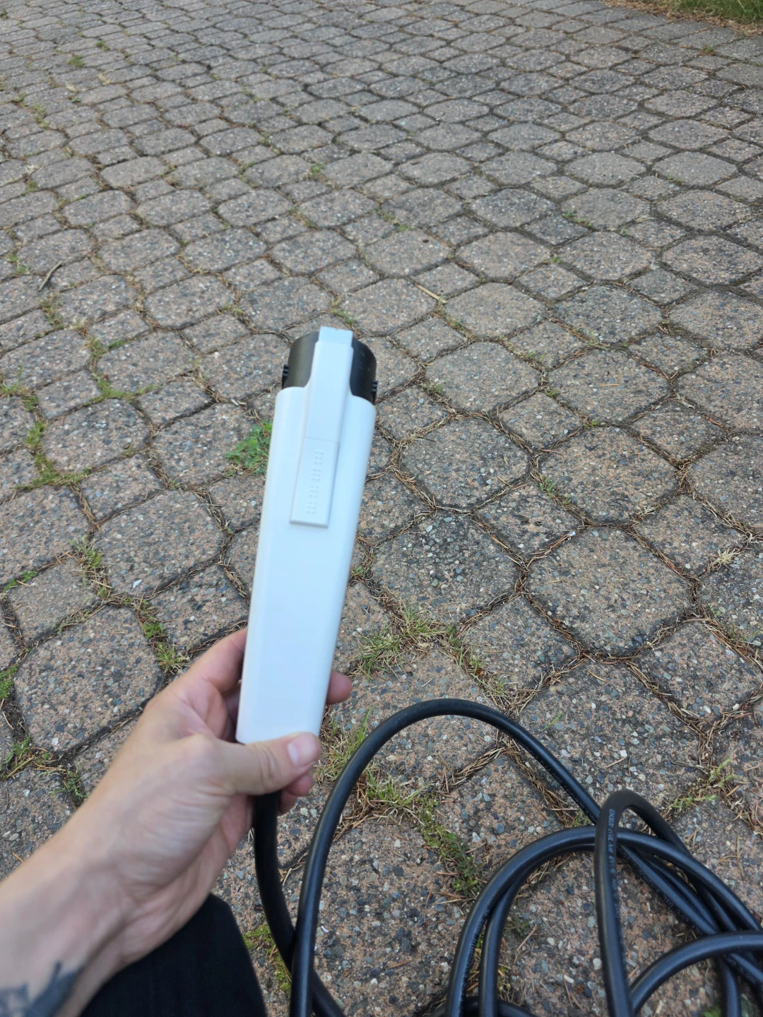 Kyngriin Corporation Electric Vehicle Charger - photo 5