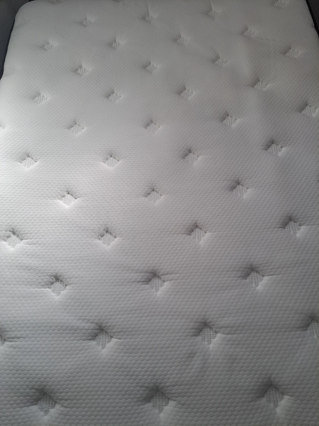 Moving sale,,, Sofree Bedding Full Memory Foam Hybrid Mattress