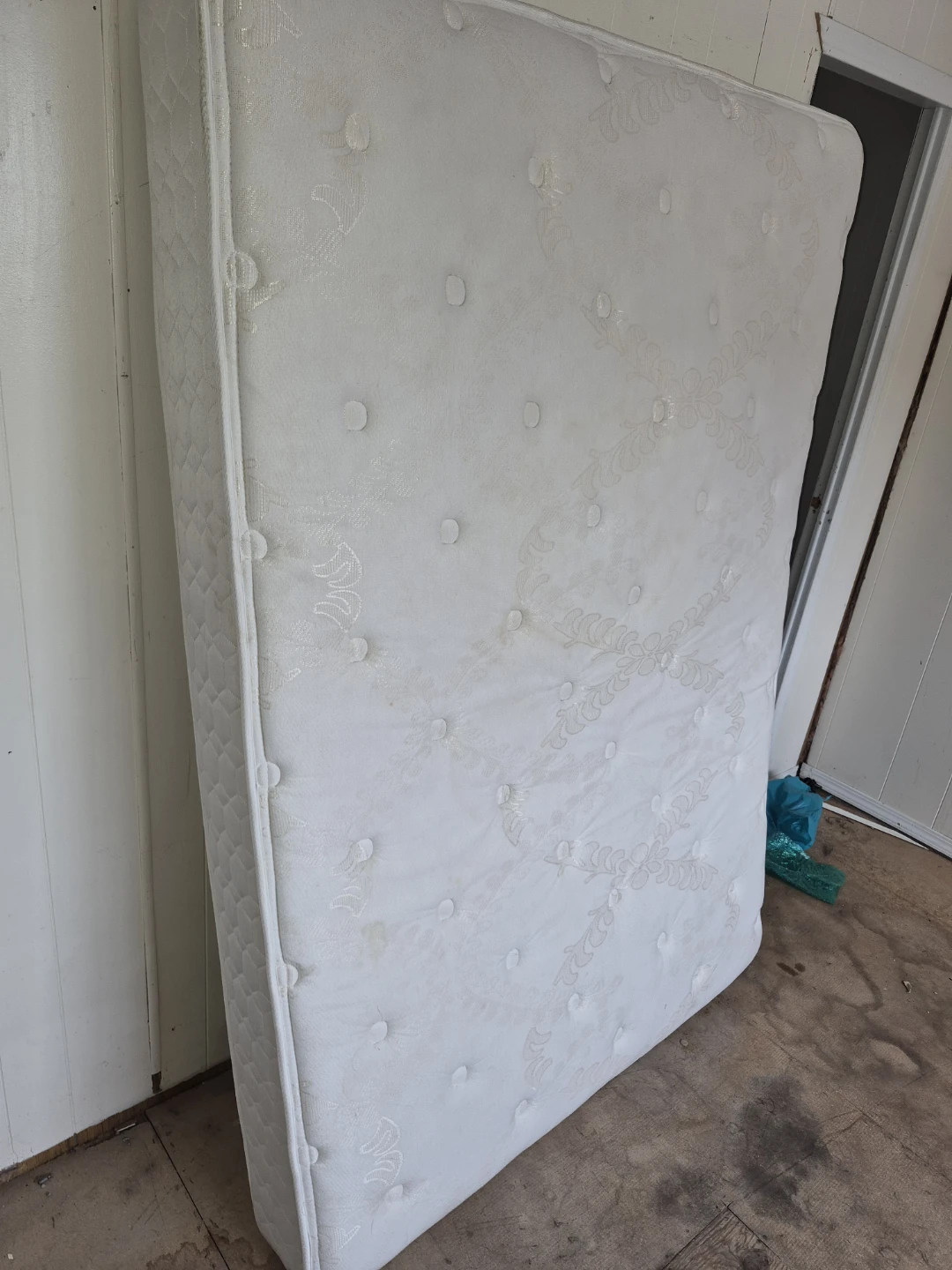 Double / Full size  mattress