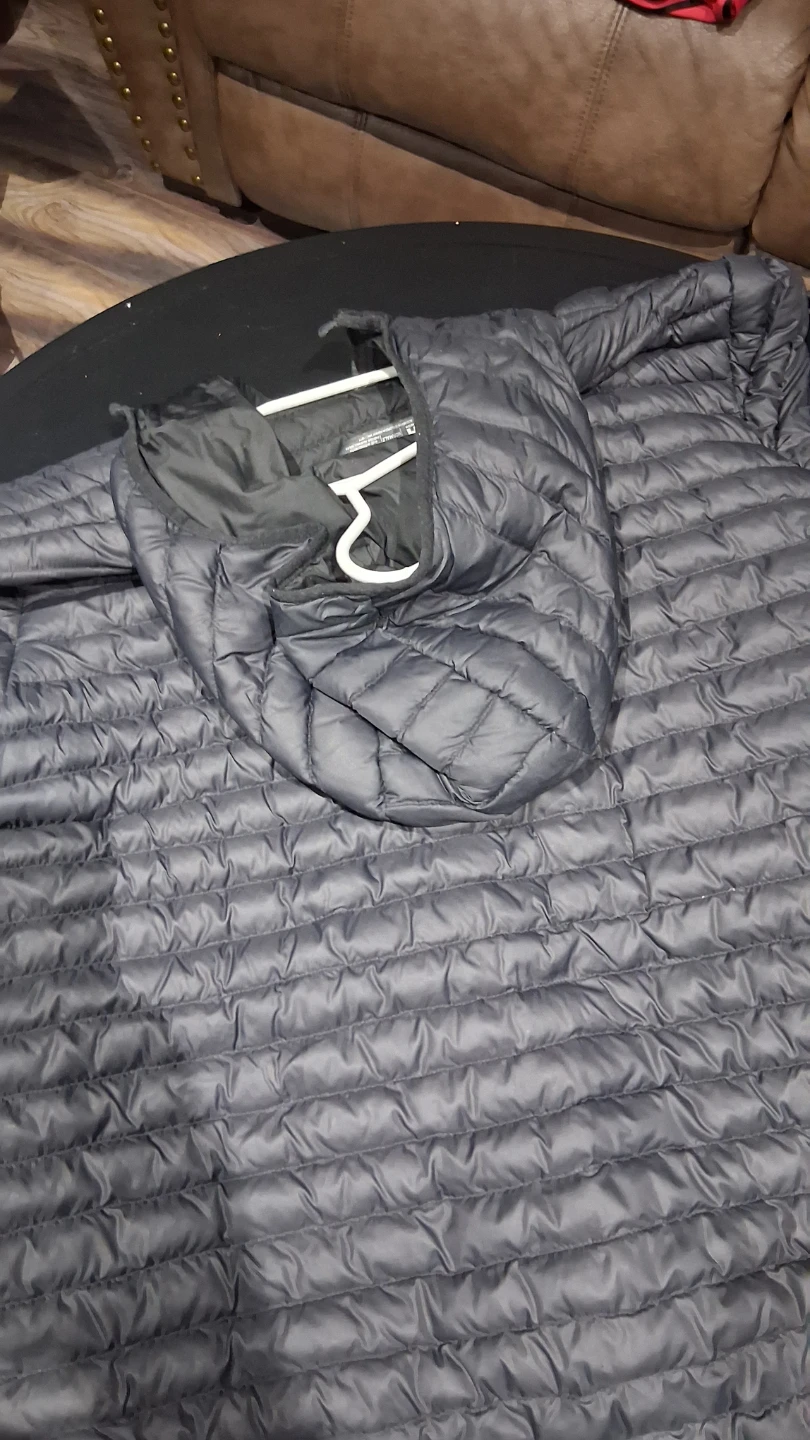 Helly Hansen Black Hooded Puffer Jacket - photo 5