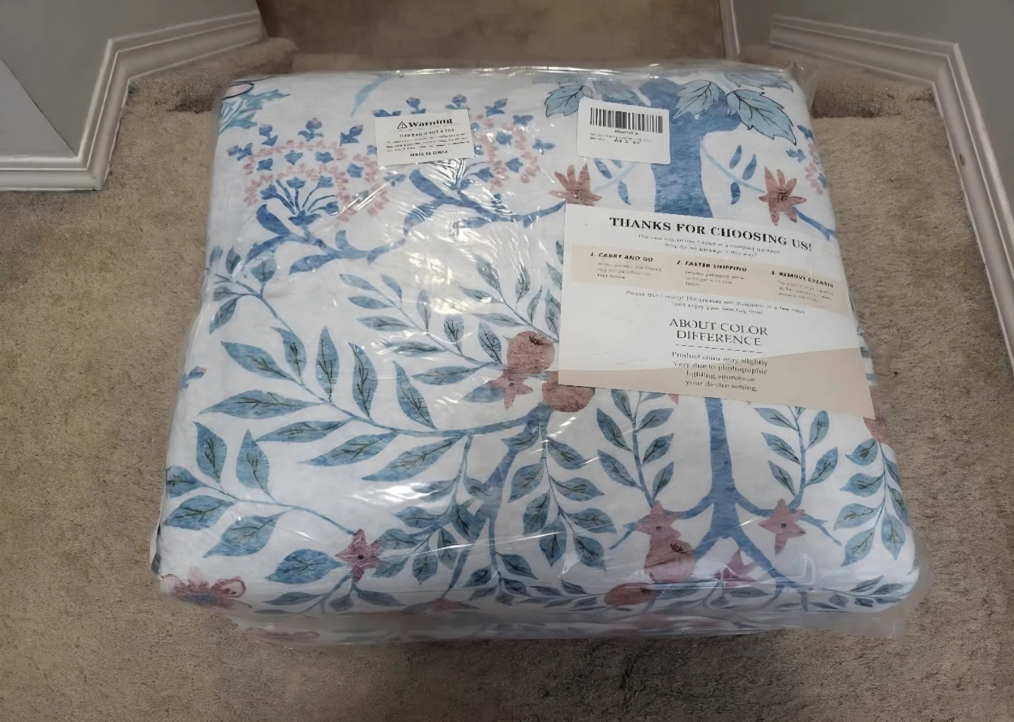 9ft X 12ft Area rug (New sealed) - photo 2