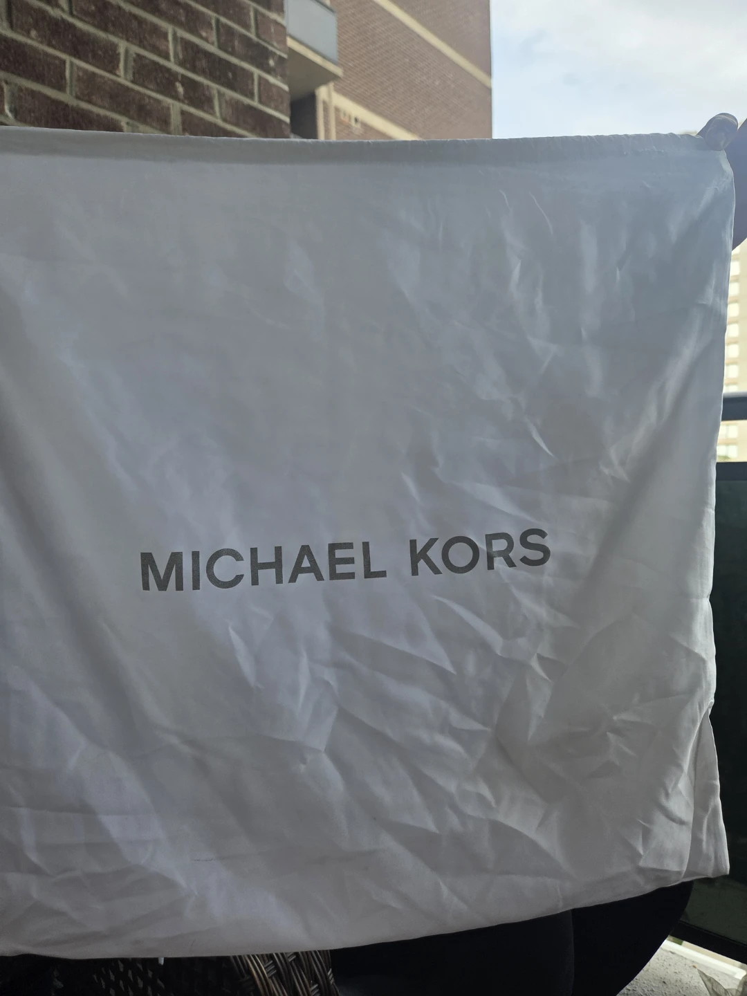 Michael Kors Ani Large Tote - Cement - photo 4