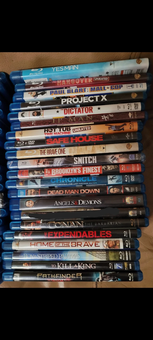 Large Movie Collection:$3 DVDs and $4 Blu-rays - photo 3