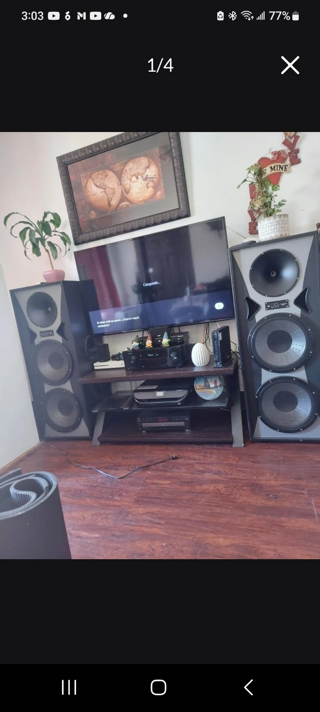 Pair of Large Floor Standing Speakers