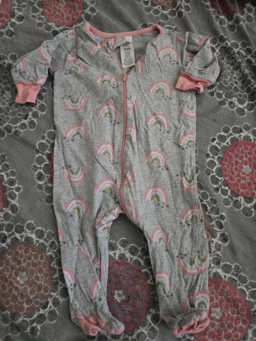 🏈Gerber Rainbow Baby Zip-Up Sleeper 3-6 Months