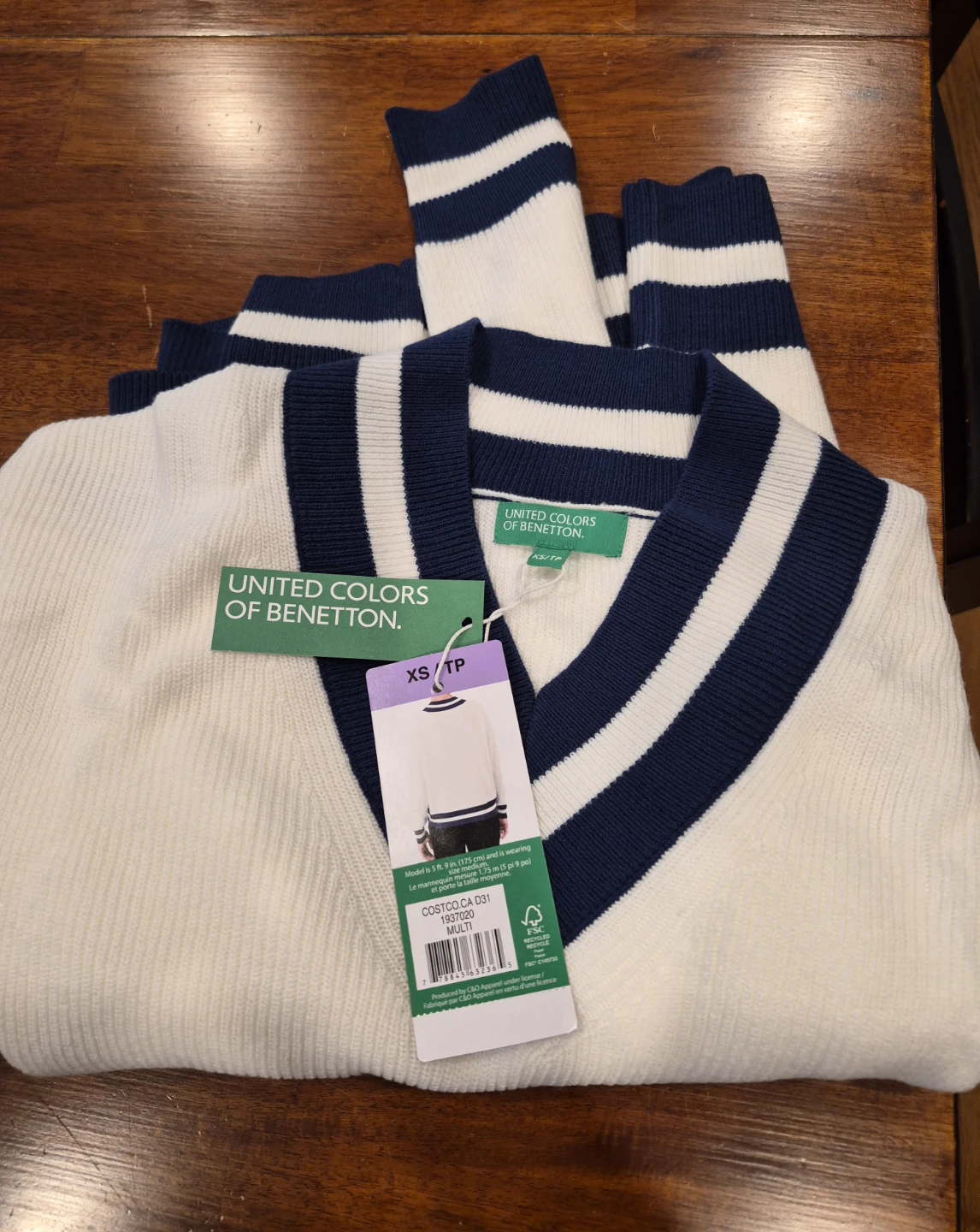United Colors of Benetton V-Neck Sweater