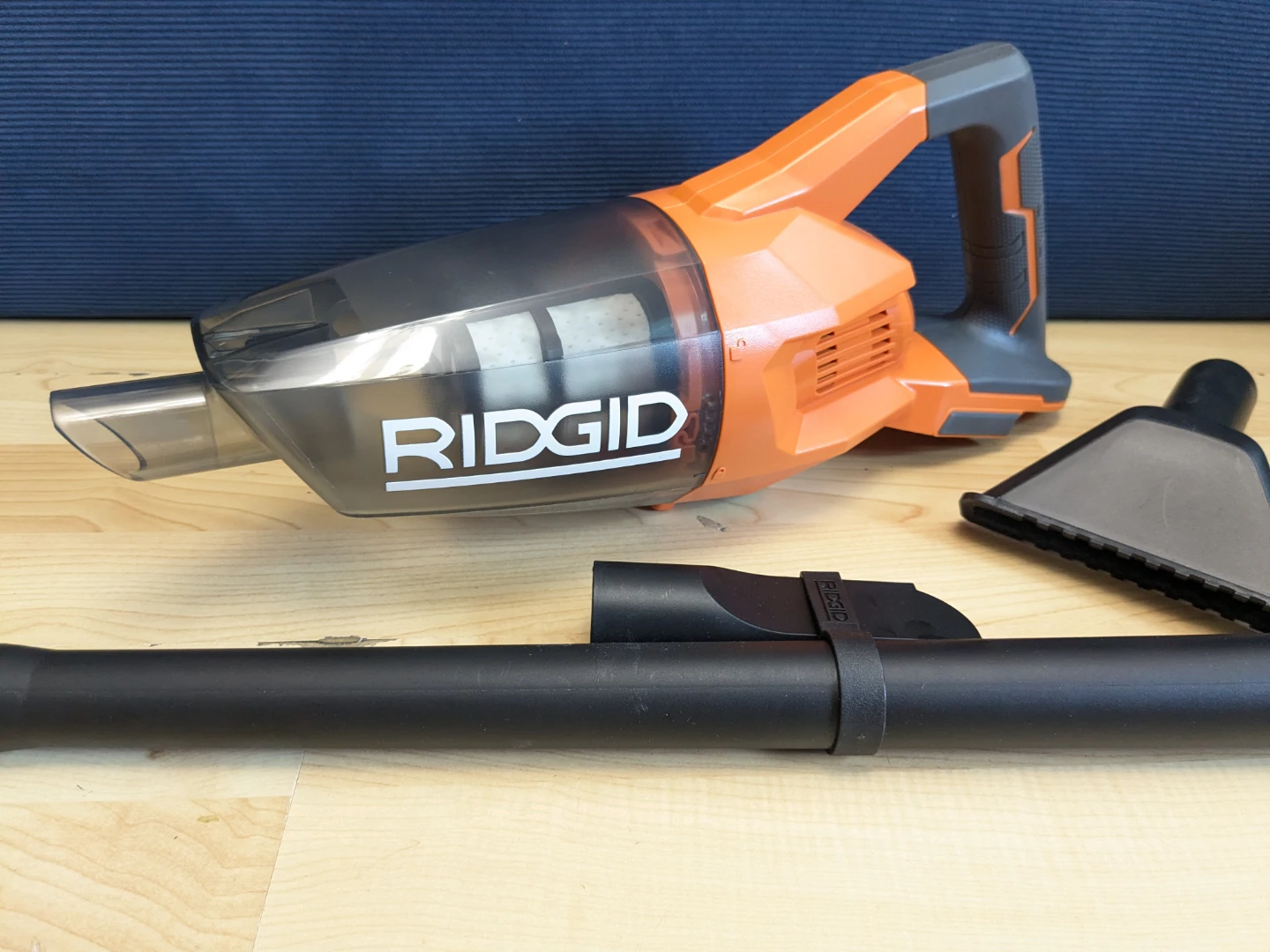 M18 Ridgid Cordless Handheld Vacuum Cleaner - photo 3