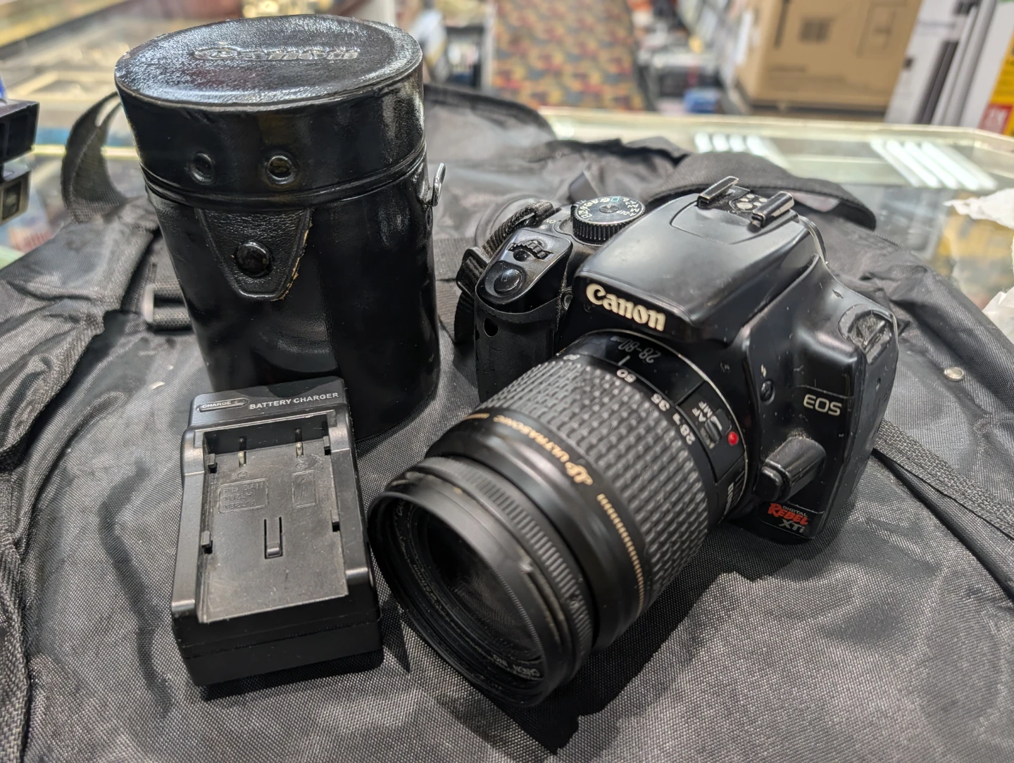 Canon EOS Digital Rebel XTi Camera