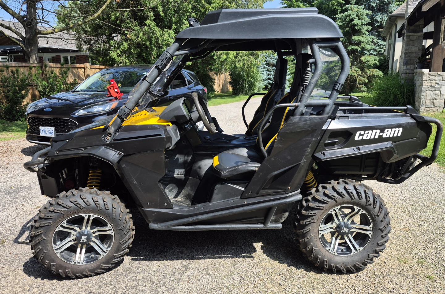 Can-Am Commander Side-by-Side - photo 4