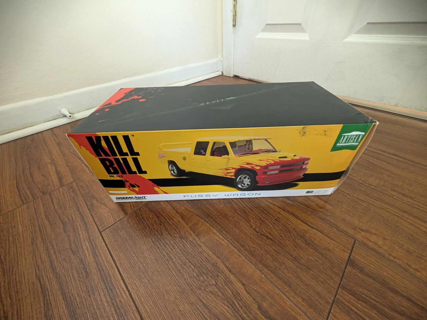 GreenLight Artisan Kill Bill Pussy Wagon 1:18 - photo 4
