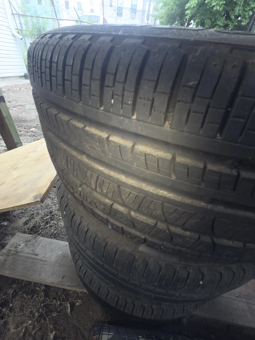 Audi 20-inch Alloy Wheels with Pirelli Tires