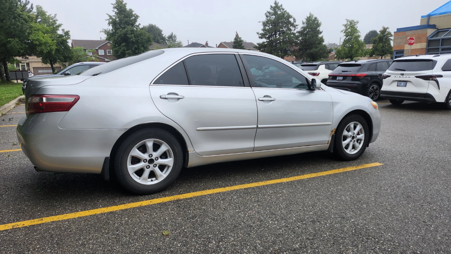 Toyota Camry LE 2009 - photo 5