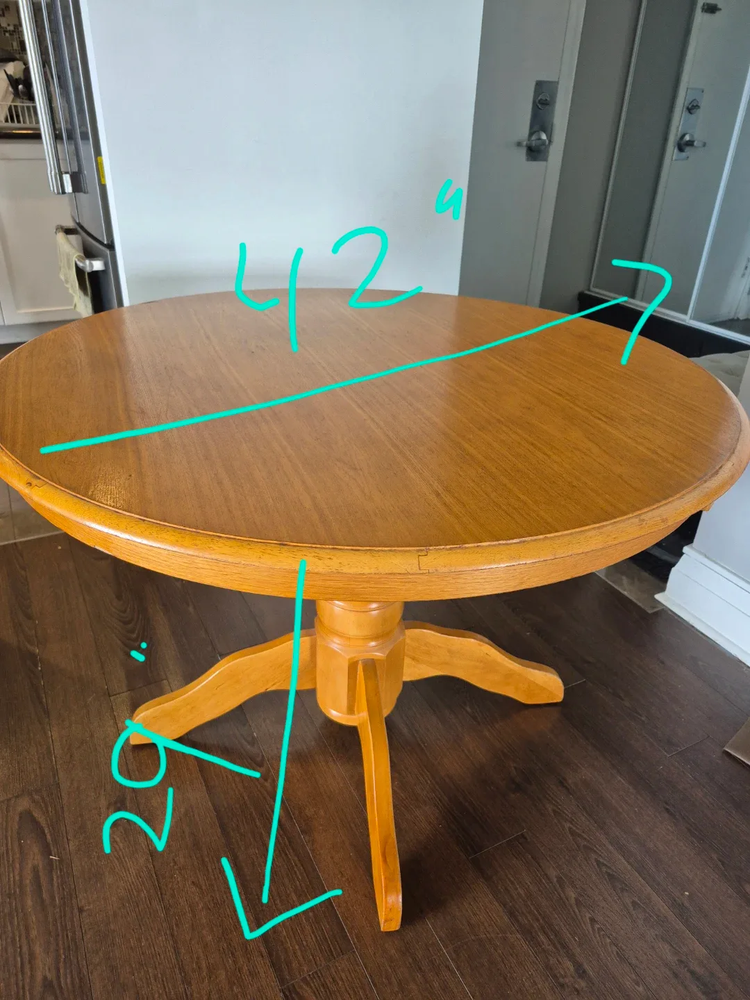 Round Dinning Table with Pedestal Base - photo 4