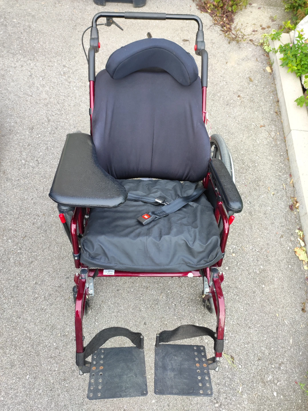 Maple Leaf Super Tilt Wheelchair - photo 2