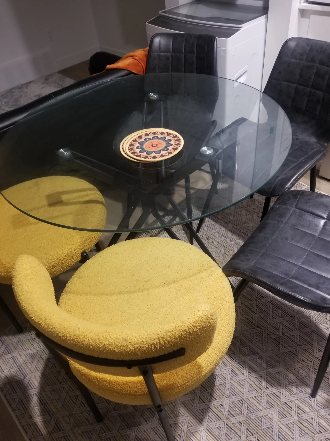Dining set with glass table and 5 chairs