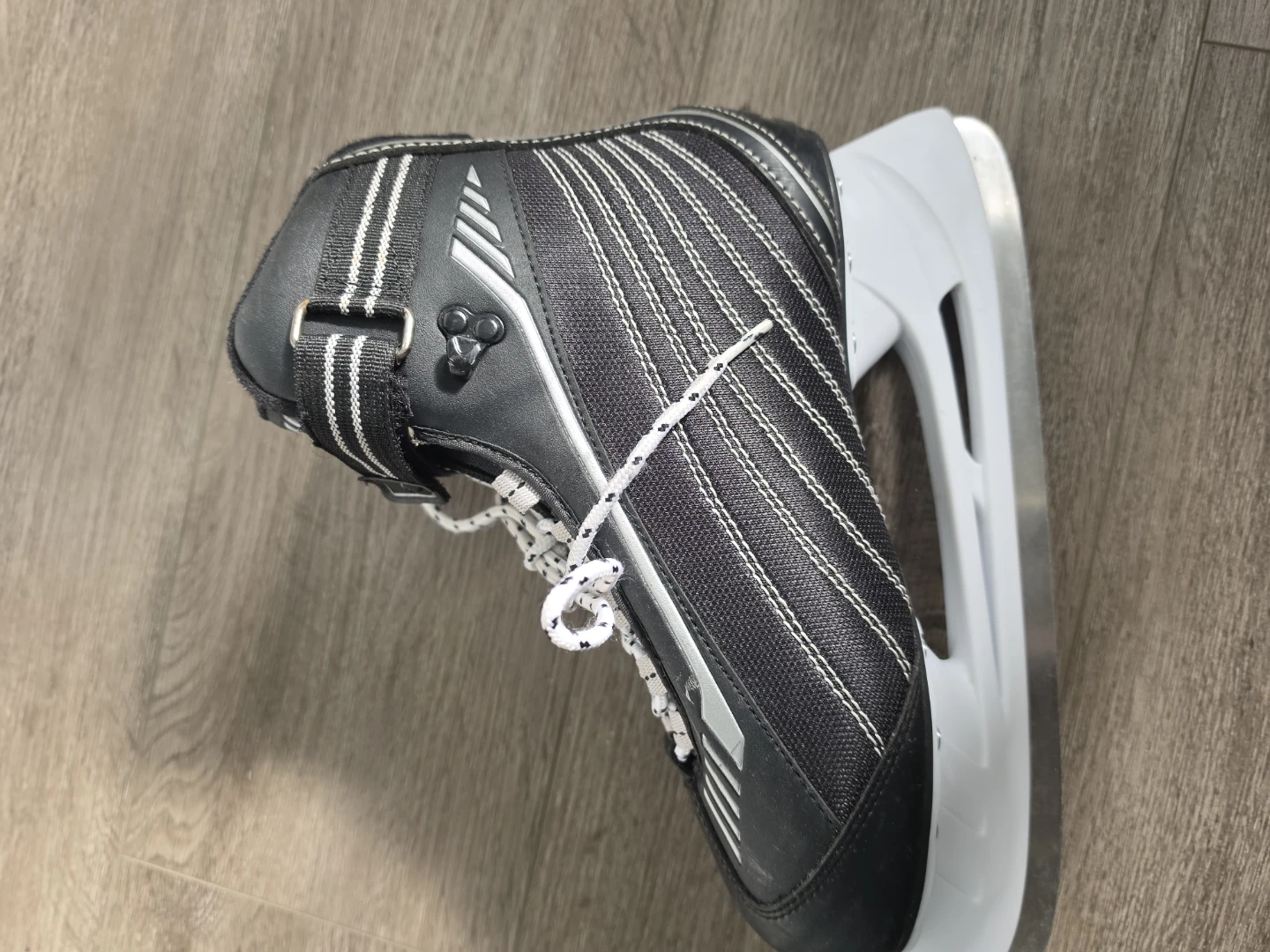 VIC Ice Skates - photo 3