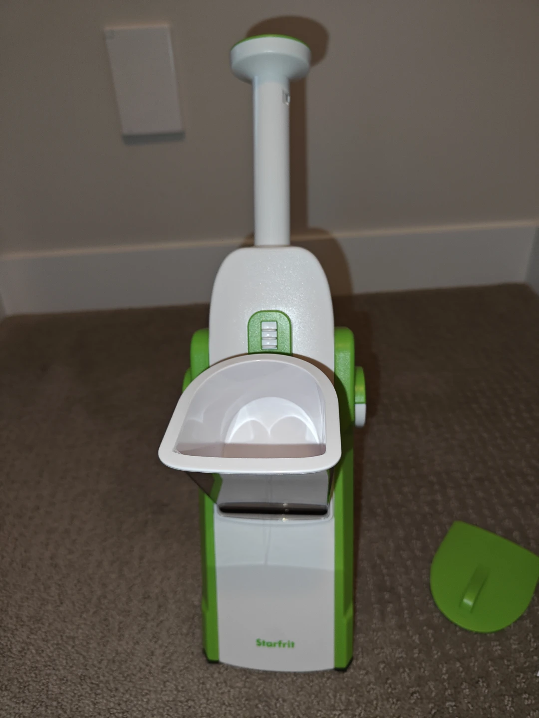 Starfrit Pump 'N' Slice – Vertical Mandoline & Vegetable Slicer - photo 5