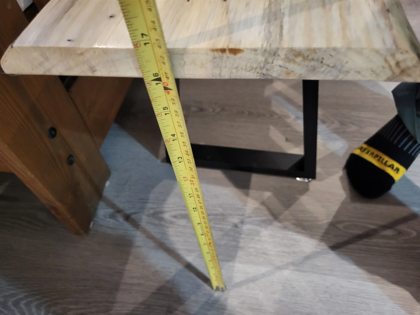 Live edge wooden bench with black metal legs - photo 5