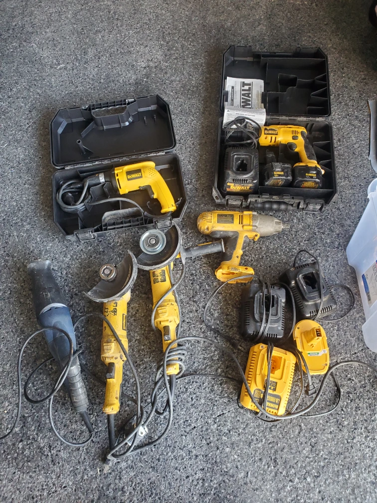 DeWalt Cordless and Corded Power Tool Set - photo 2
