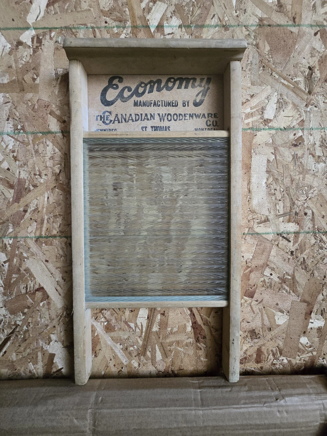 Economy Washboard by The Canadian Woodenware Co.